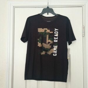 Old Navy active breathe on game Ready Camo black T-shirt Boys size L (10-12)